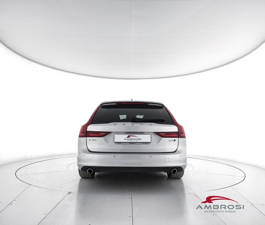 Volvo V90 2.0 D4 Momentum awd geartronic