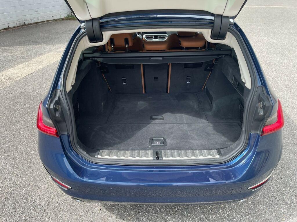 BMW Serie 3 320d Touring mhev 48V xdrive Luxury auto