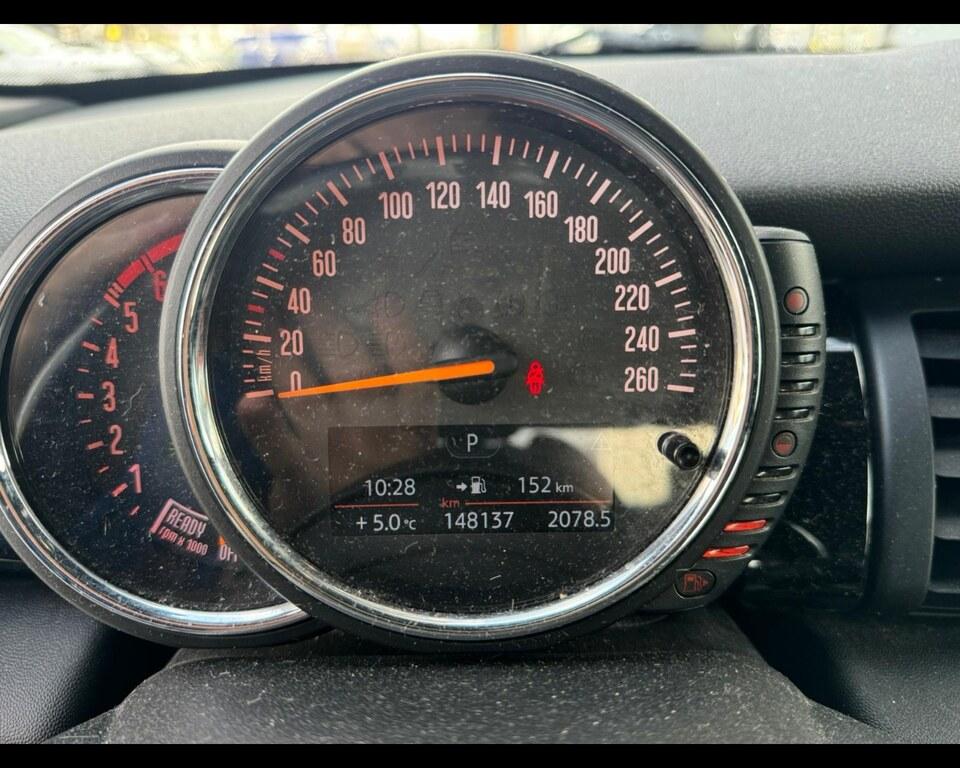 Mini Cooper D 1.5 D Cooper D Hype Auto