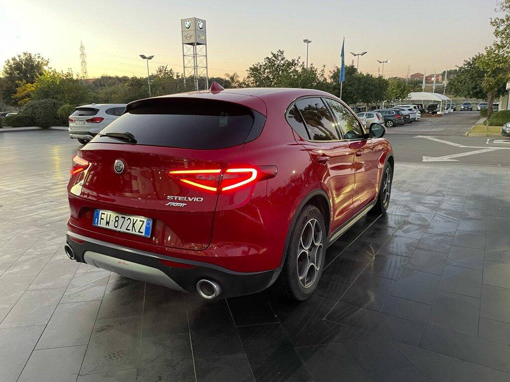 Alfa Romeo Stelvio 2.2 t Sport Tech rwd 160cv auto