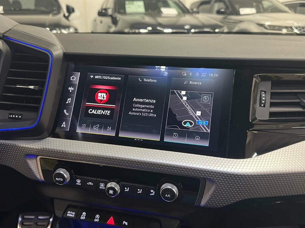 Audi A1 Sportback 40 2.0 tfsi Identity Black 207cv s-tronic