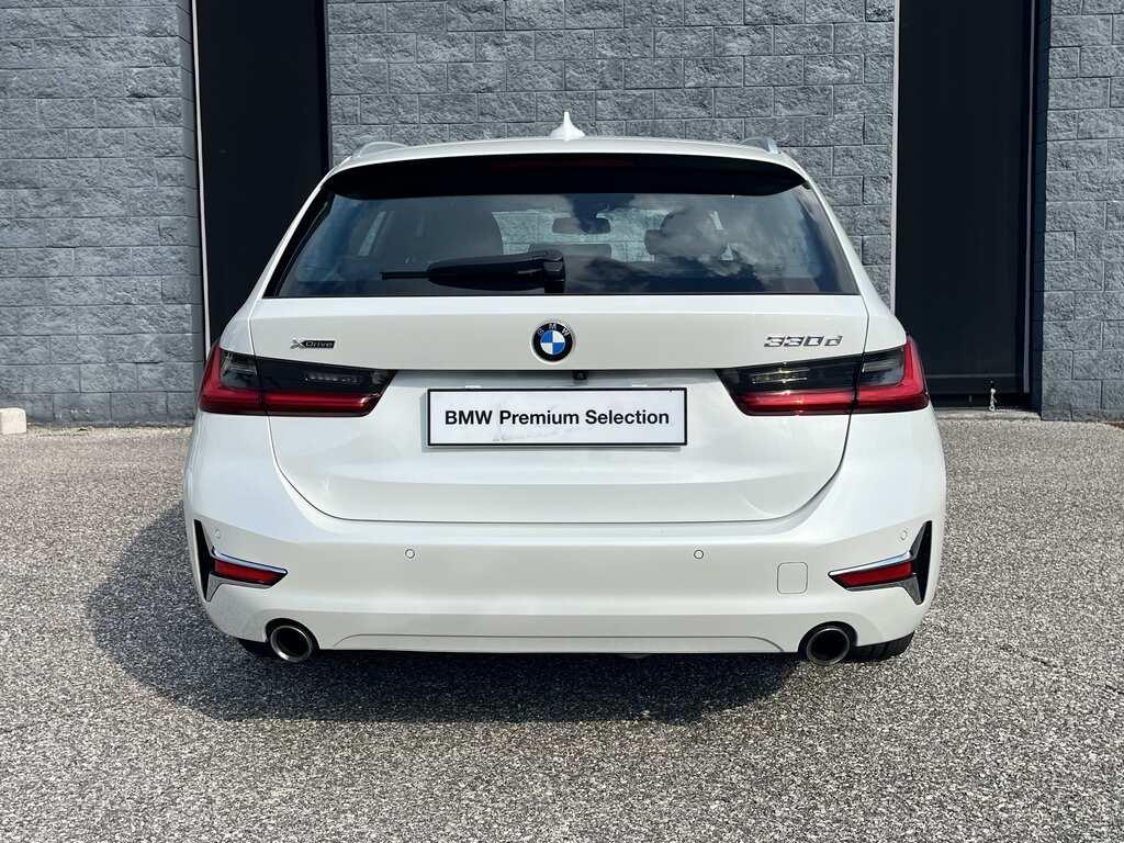 BMW Serie 3 330d Touring mhev 48V xdrive Luxury auto