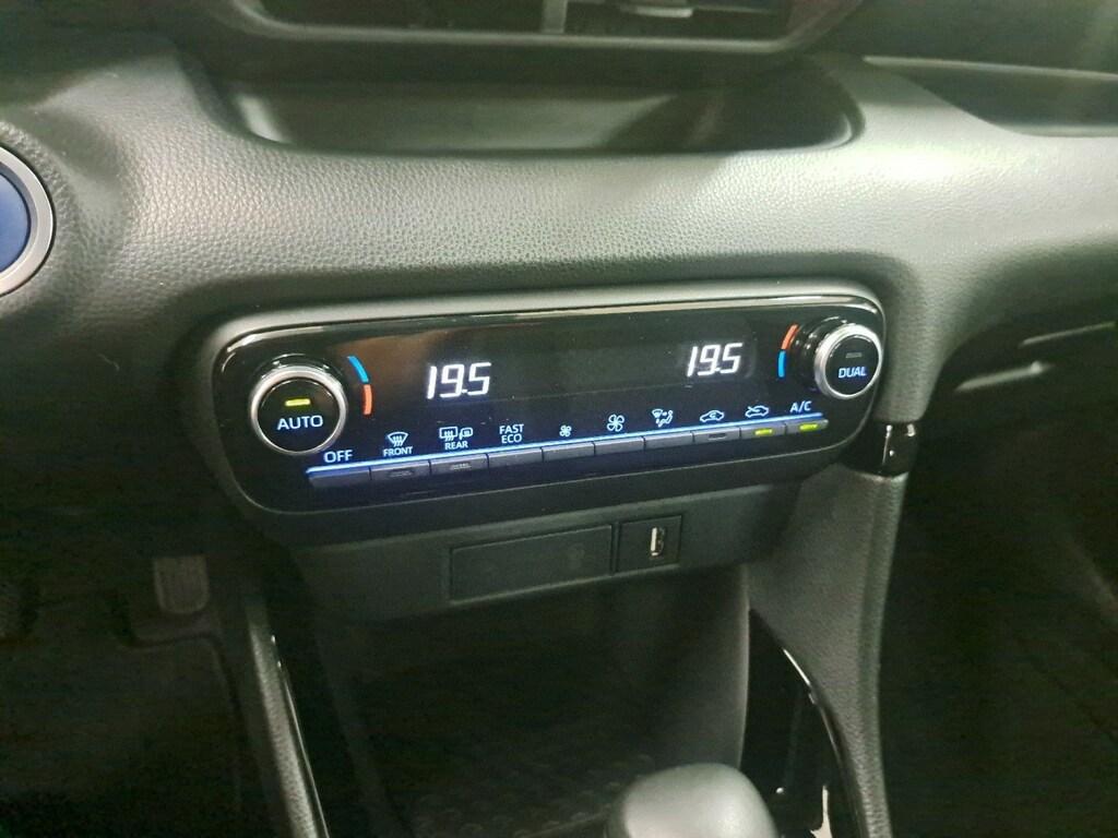Toyota Yaris 1.5 hybrid Style