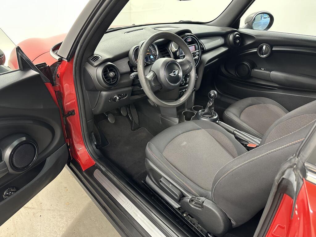 Mini Cooper D Cabrio 1.5 Cooper D