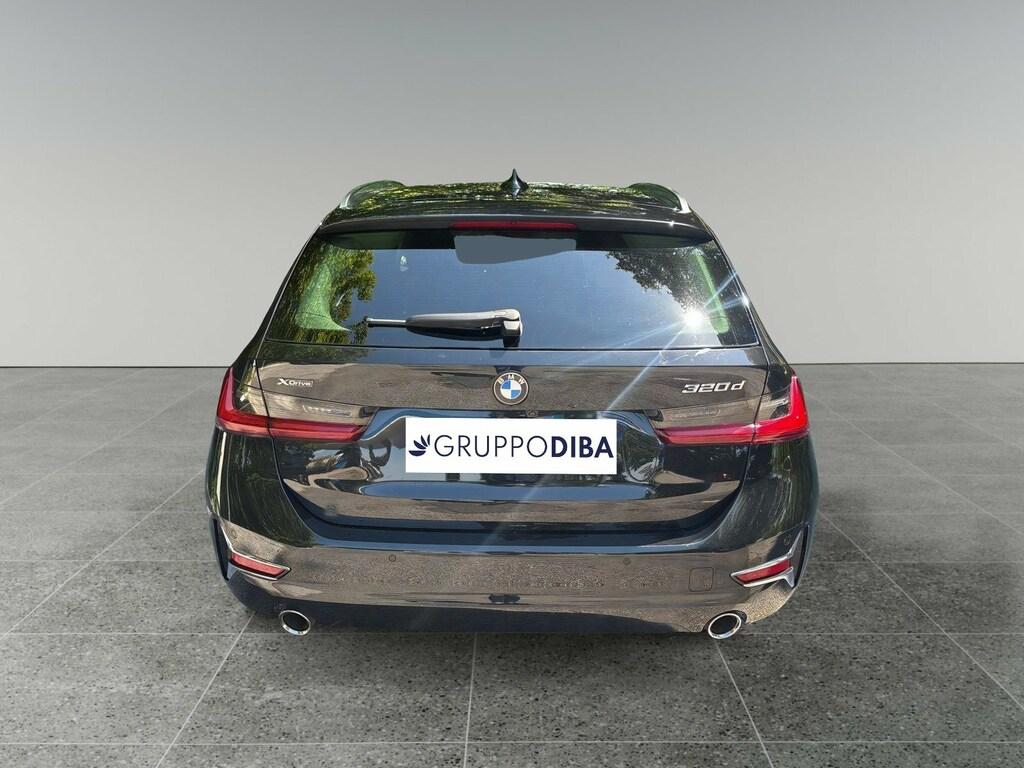 BMW Serie 3 320d Touring mhev 48V xdrive Luxury auto