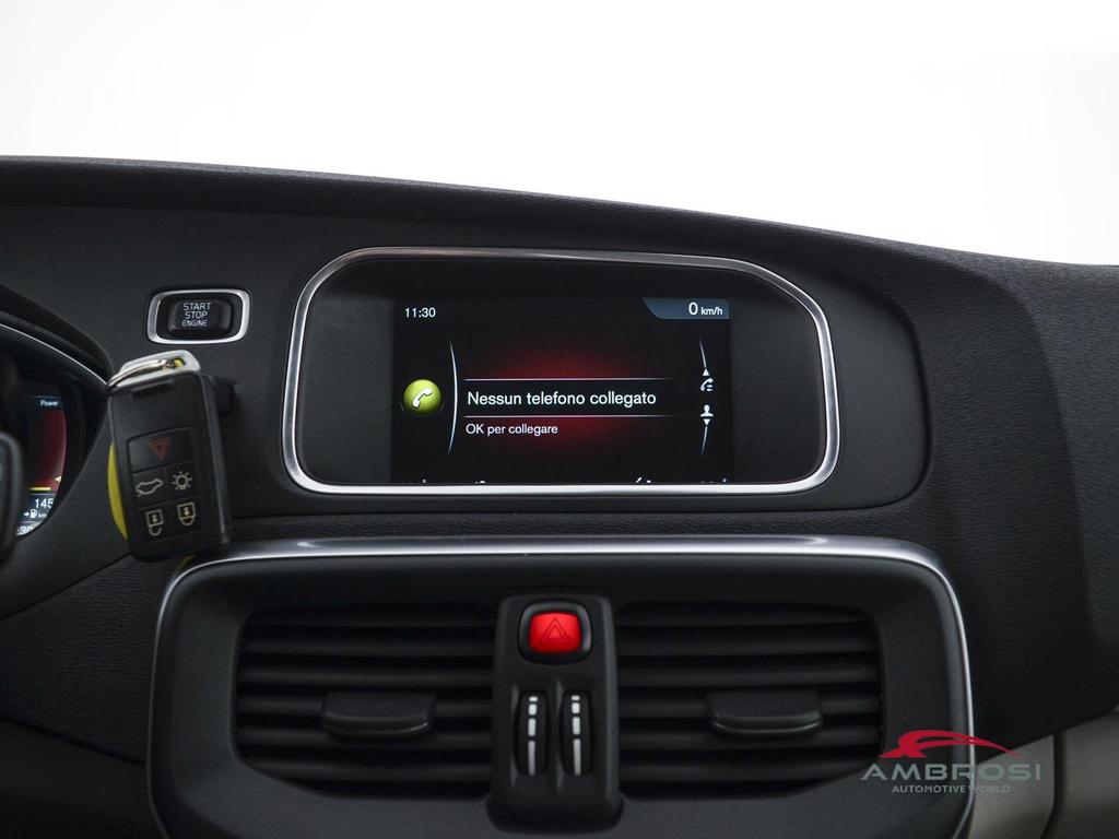 Volvo V40 Cross Country 2.0 D2 Ocean Race geartronic