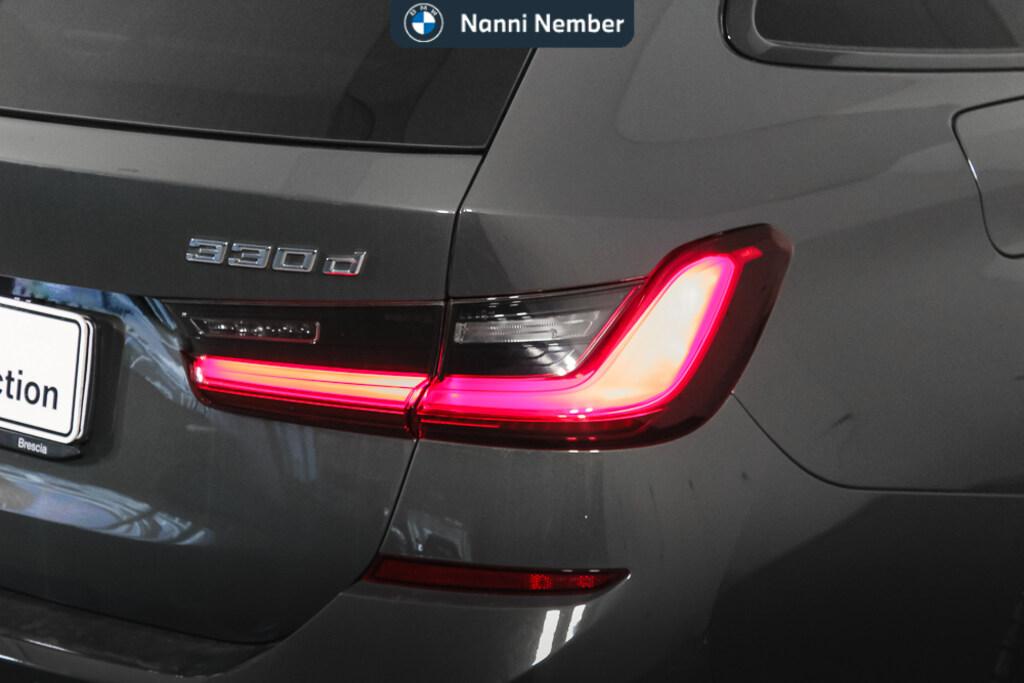 BMW Serie 3 330d Touring mhev 48V xdrive Msport auto