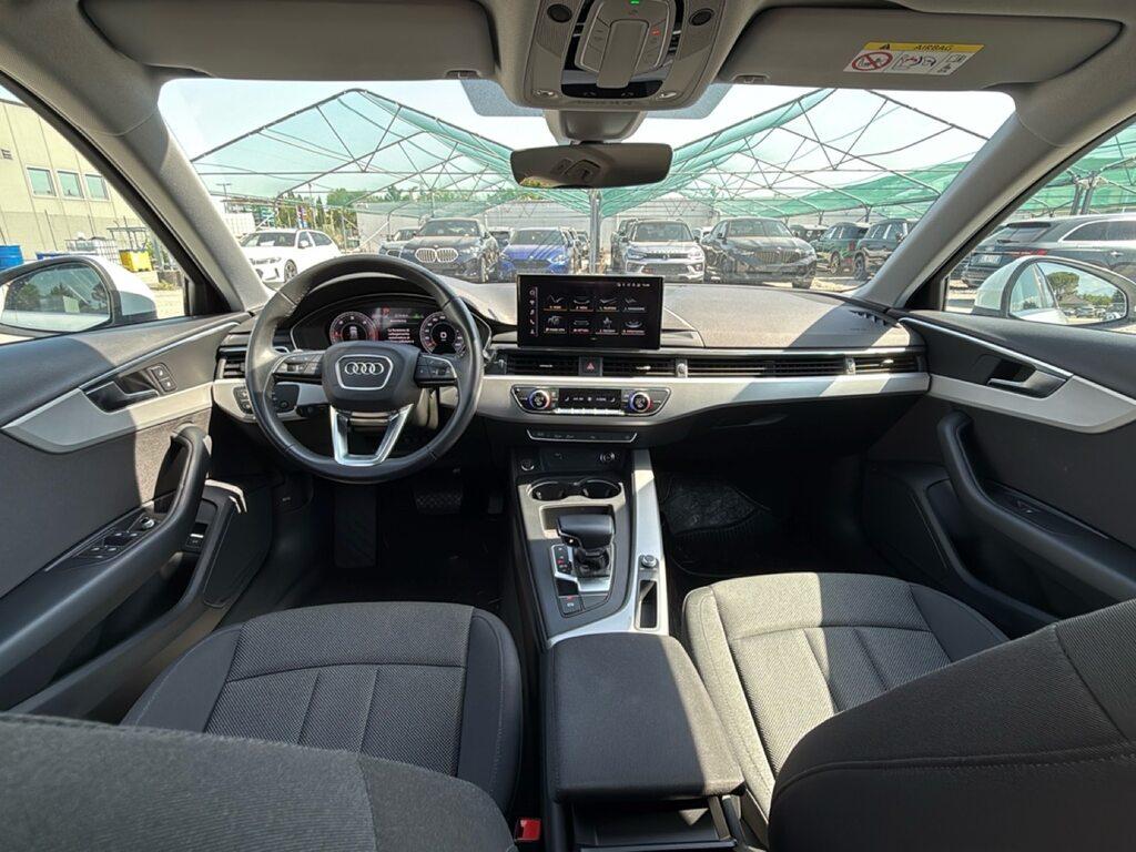 Audi A4 Avant 35 2.0 tdi mhev Business Advanced 163cv s-tronic