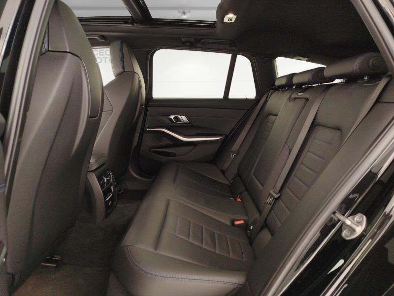BMW Serie 3 330d Touring mhev 48V xdrive Msport auto