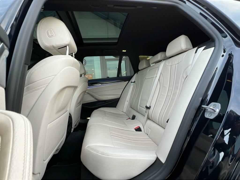 BMW Serie 5 530d Touring mhev 48V xdrive Msport auto