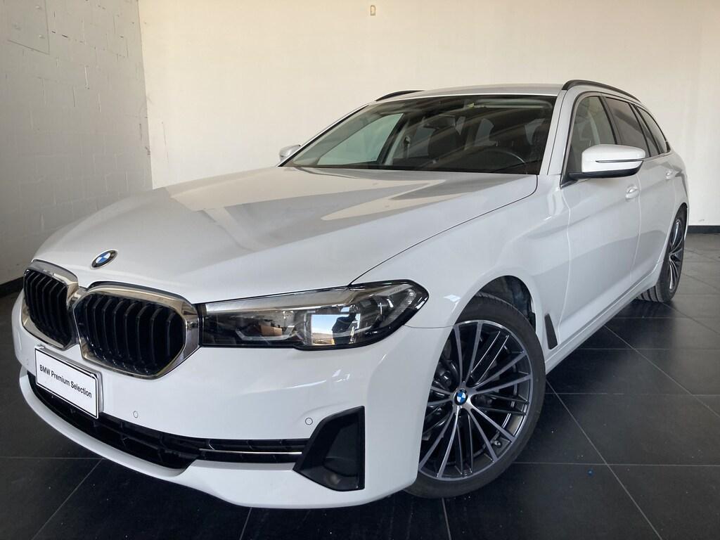 BMW Serie 5 520d Touring mhev 48V xdrive Business auto