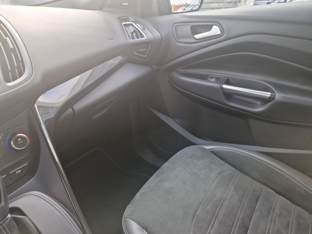 Ford Kuga 1.5 tdci ST-line Business s&s 2wd 120cv powershift