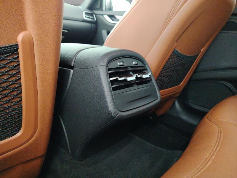 Maserati Ghibli 3.0 V6 ds Granlusso 275cv auto my19