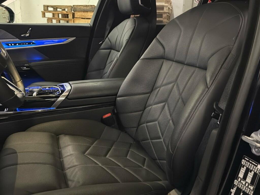 BMW Serie 7 i7 xdrive60 Msport