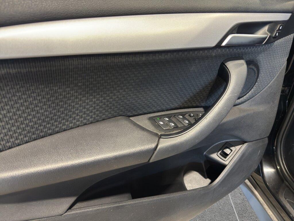 BMW X1 sdrive16d Business my18