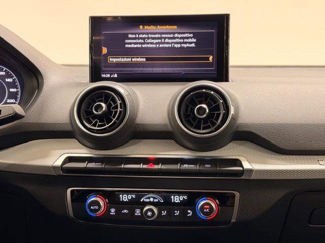 Audi Q2 35 2.0 tdi Identity Black s-tronic