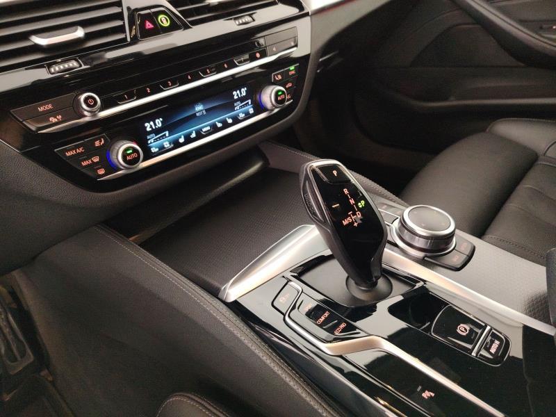 BMW Serie 5 520d mhev 48V Msport auto