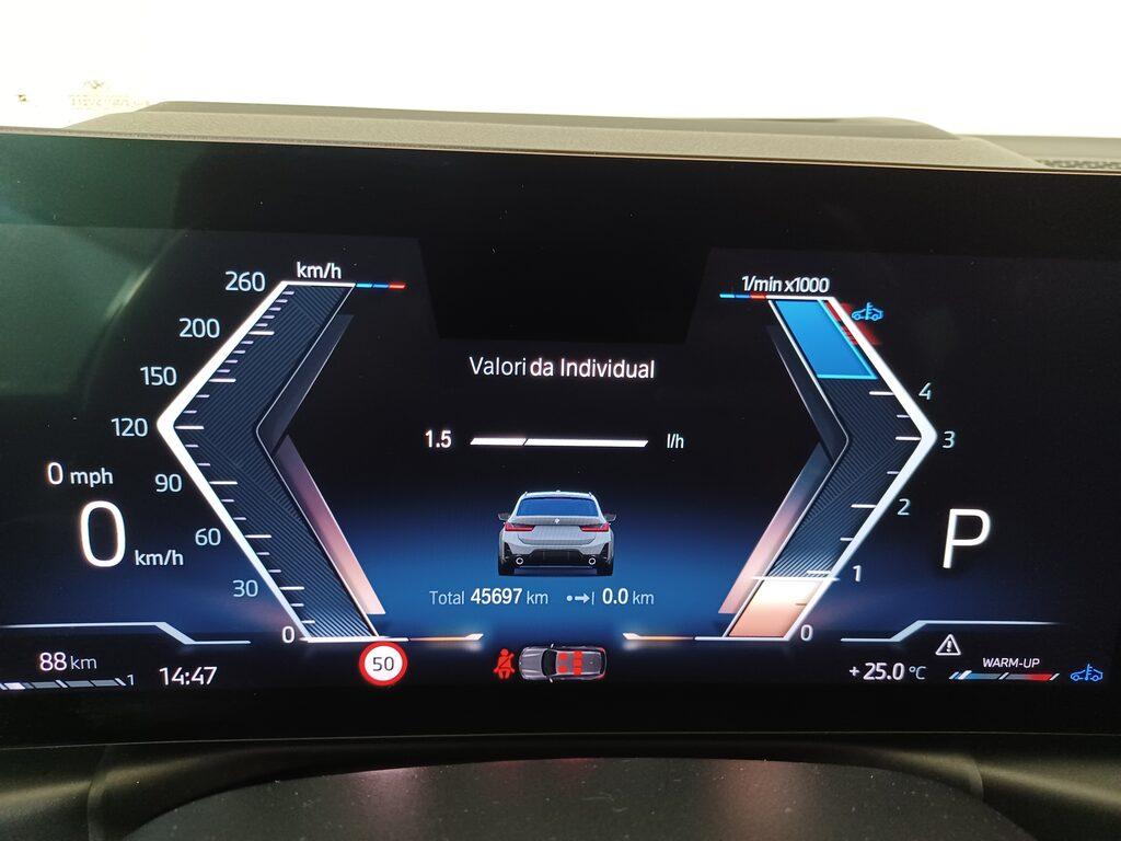 BMW Serie 3 320d Touring mhev 48V xdrive auto