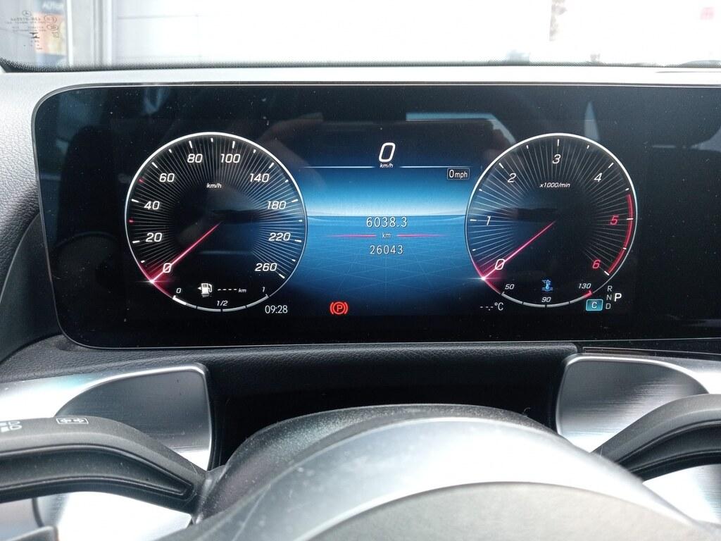 Mercedes GLB 180 d Advanced auto