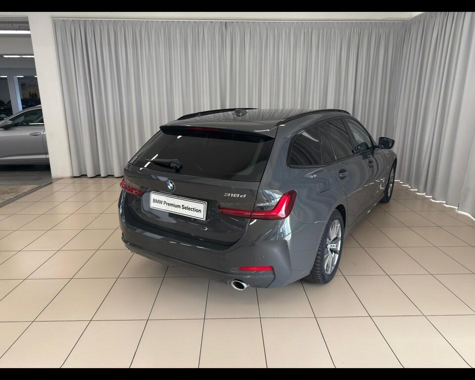 BMW Serie 3 318d Touring mhev 48V auto