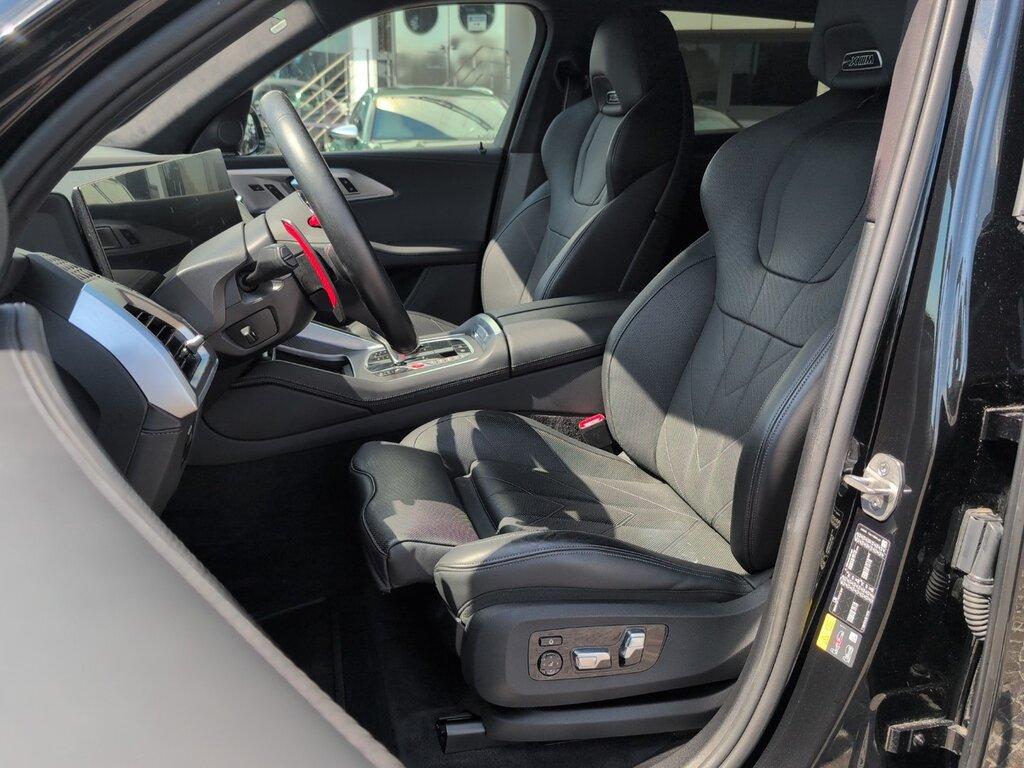 BMW XM 4.4 steptronic