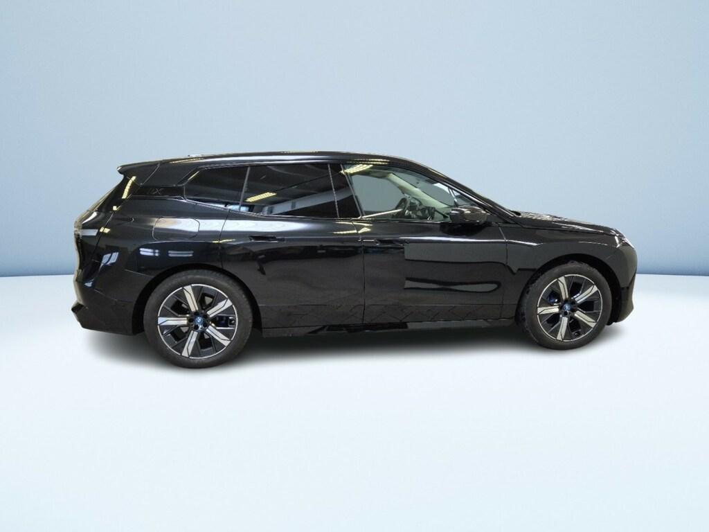 BMW iX xdrive50 pacchetto sportivo