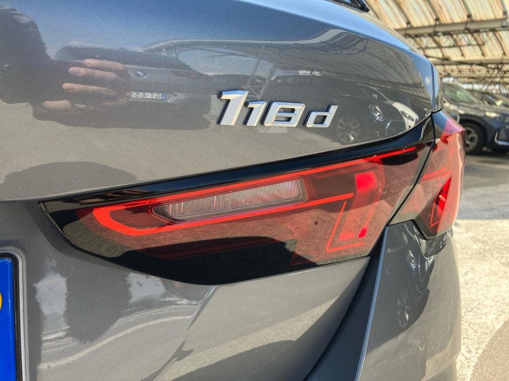 BMW Serie 1 118d MSport auto
