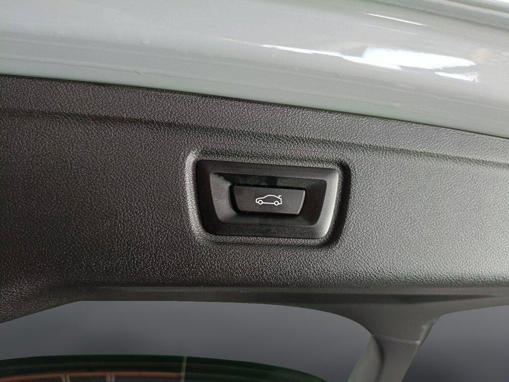 BMW Serie 3 320d Touring mhev 48V Msport auto