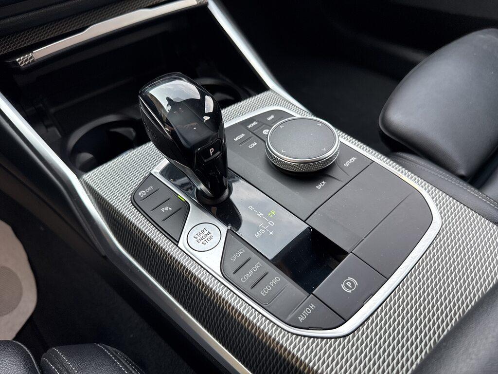 BMW Serie 3 330d mhev 48V xdrive Msport auto