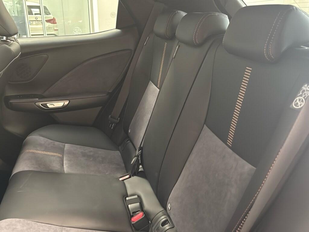 Lexus LBX 1.5 hybrid Cool 2wd