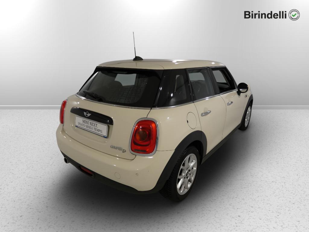 Mini Cooper D 1.5 D Cooper D Business XL DCT
