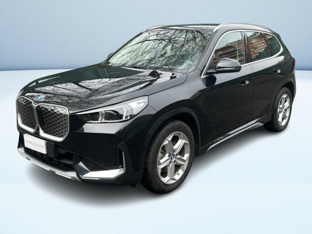 BMW iX1 edrive 20 X-Line