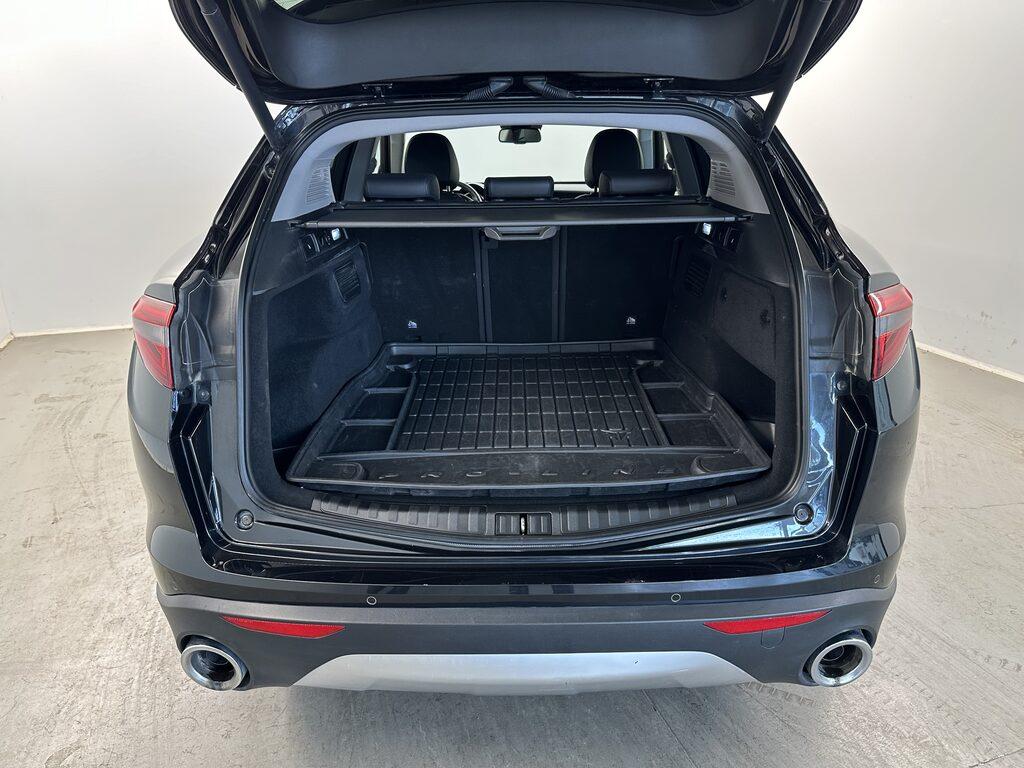 Alfa Romeo Stelvio 2.2 t Lusso Q4 210cv auto