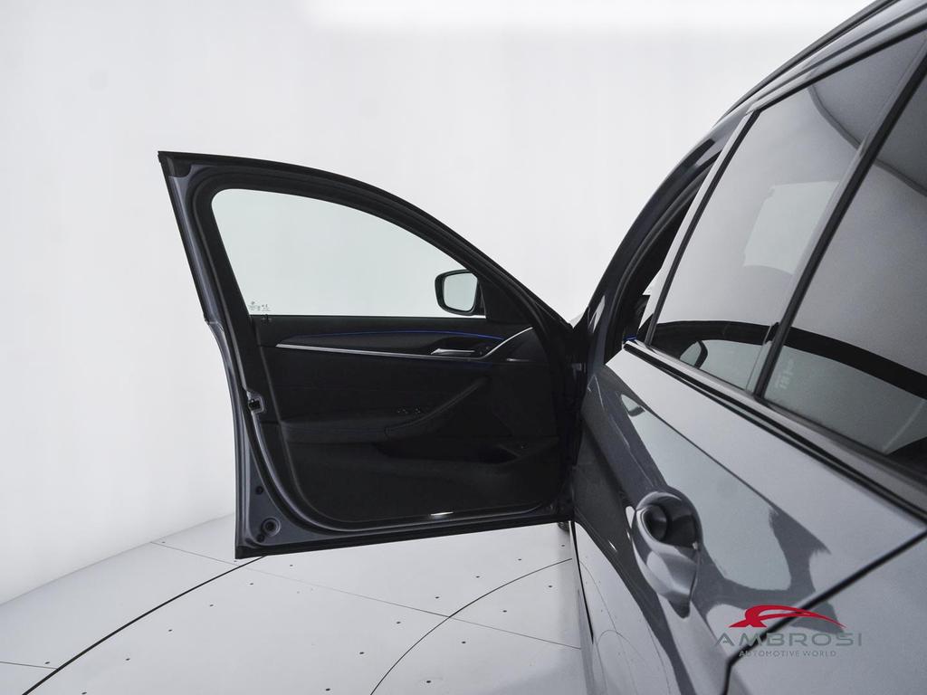 BMW Serie 5 518d Touring mhev 48V Msport auto