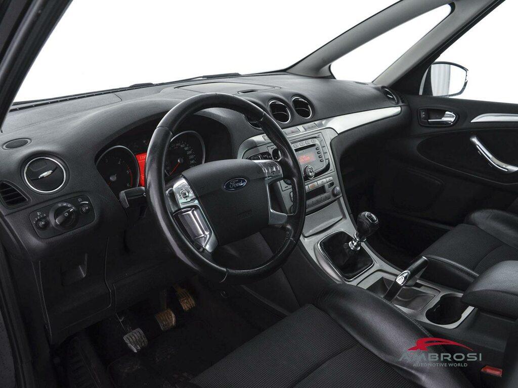 Ford S-Max 2.0 tdci Titanium