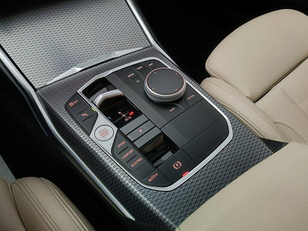 BMW Serie 3 320d Touring mhev 48V Msport auto