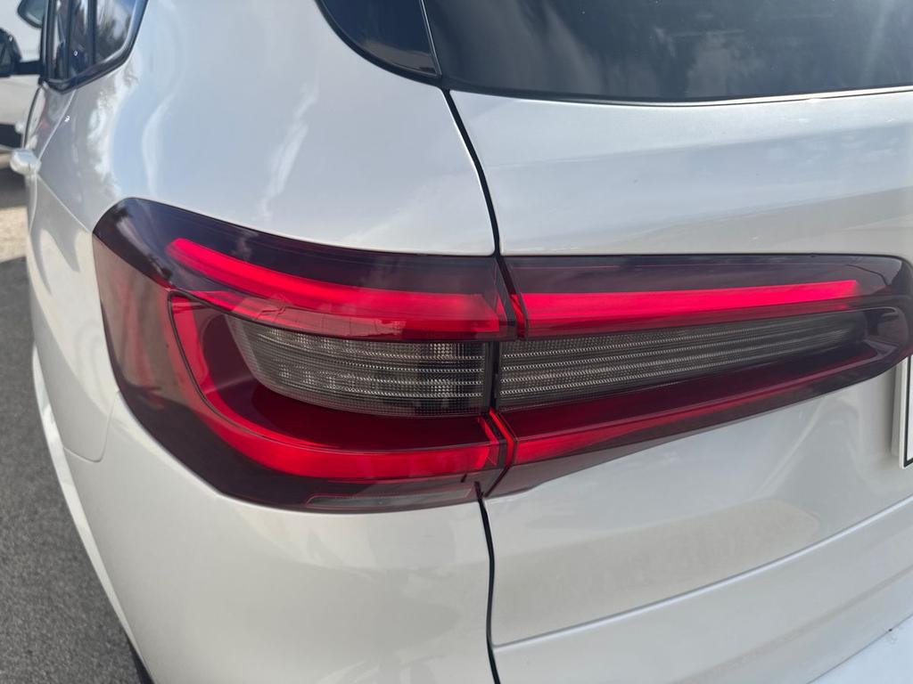 BMW X5 xdrive40d mhev 48V Msport auto