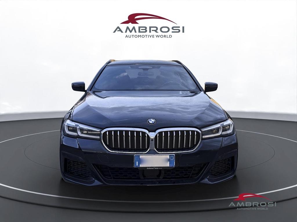 BMW Serie 5 520d Touring mhev 48V xdrive Msport auto