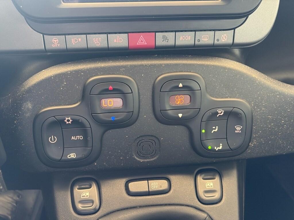 Fiat Panda 1.0 hybrid Cross s&s 70cv 5p.ti