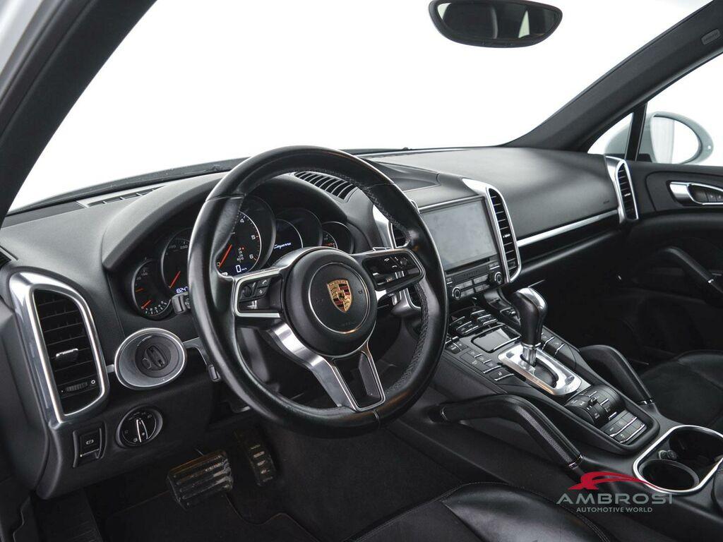 Porsche Cayenne 3.0 tiptronic