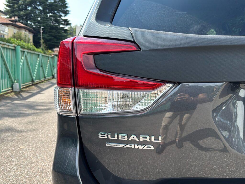 Subaru Forester 2.0 e-boxer 4Adventure lineartronic