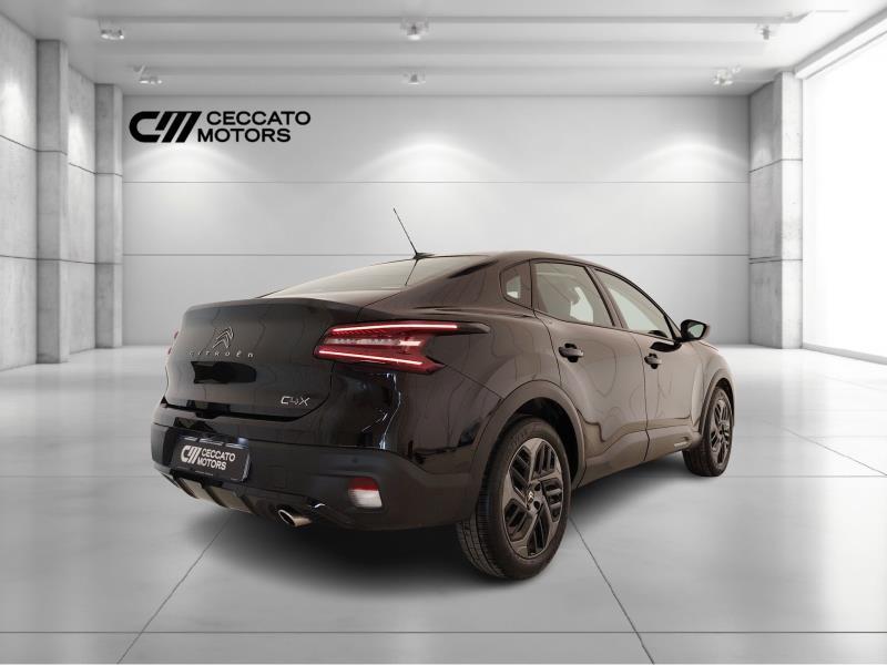 Citroen C4 X 1.2 hybrid Business 136cv e-dcs6