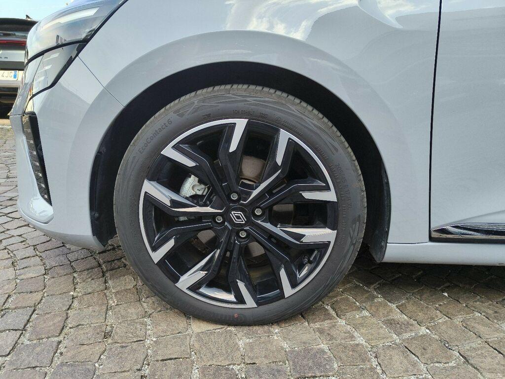 Renault Clio 1.6 E-Tech full hybrid Techno 145cv