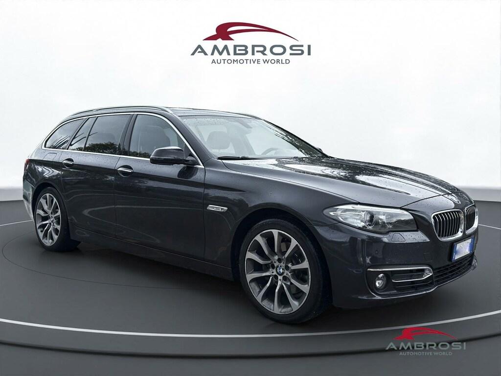 BMW Serie 5 520d Touring xdrive Luxury 190cv auto