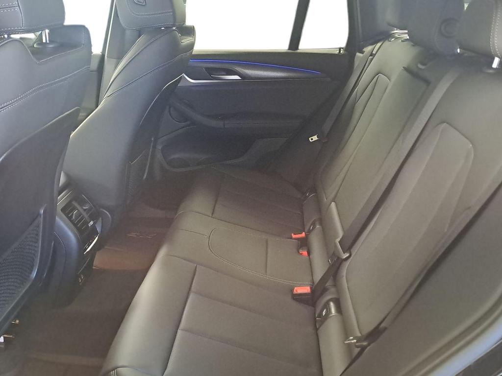 BMW X3 xdrive20d mhev 48V auto