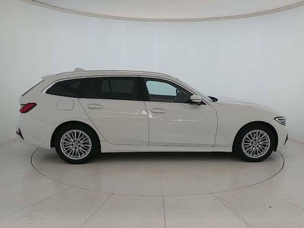 BMW Serie 3 320d Touring mhev 48V Luxury auto