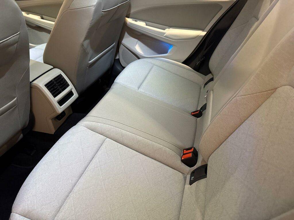 Volkswagen Golf 1.5 tgi Life 130cv