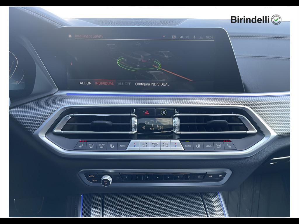 BMW X5 xdrive40d mhev 48V Msport auto