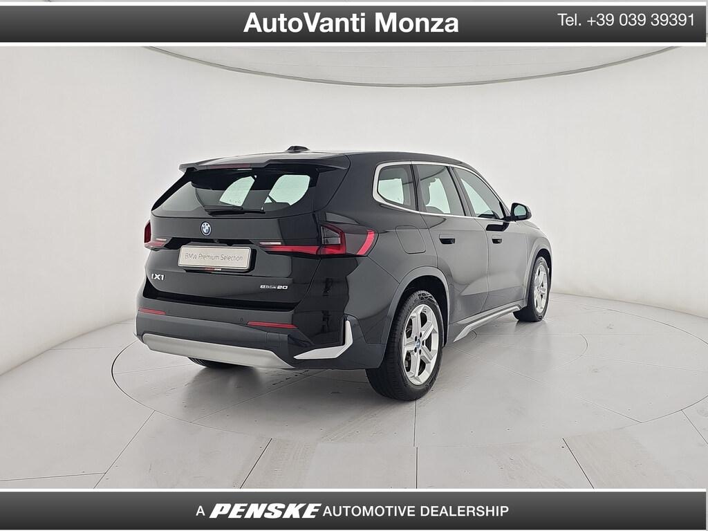 BMW iX1 edrive 20 X-Line