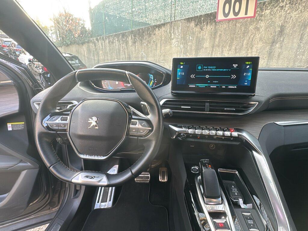 Peugeot 3008 1.6 hybrid GT Pack 225cv e-eat8